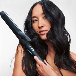 NEW IN BOX Bio Ionic Long Barrel Curling Iron 1.5 Inches